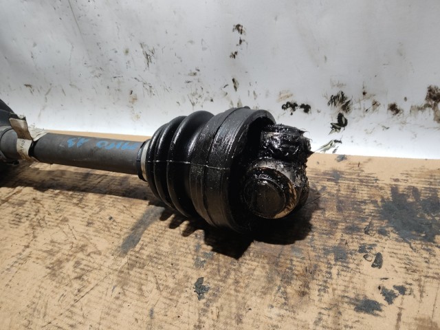 174587 Alfa Romeo MiTo 2008-2018 1,3 16v Diesel jobb első féltengely, belső kehely nélkűl 85-95 Le 25 bordás