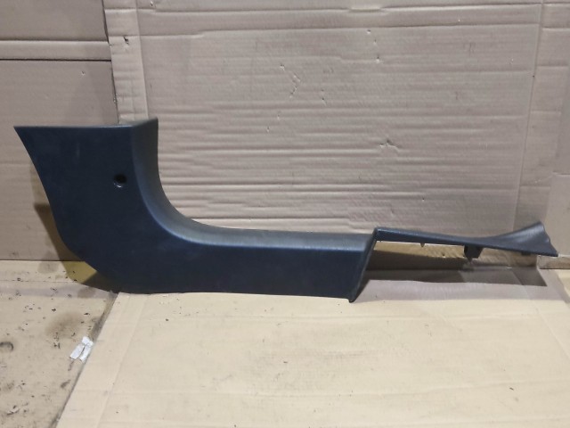 Fiat Croma  2005-2010 Jobb első, belső küszöb borítás  735365231