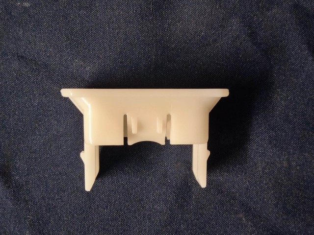 Kuplung munkahenger tengelyt rögzítő műanyag