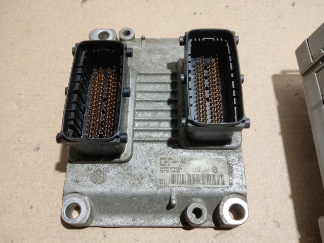 201158 Alfa Romeo 147 1,6 16v Ts 120 Le benzin motorvezérlő szett 0261207728 , 55187059