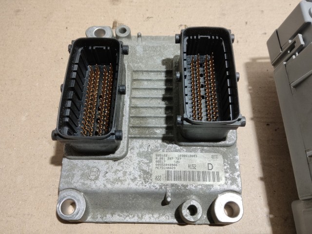 174616 Alfa Romeo 147 1,6 16v Ts 105 Le motorvezérlő szett 55204990 , 0261207727