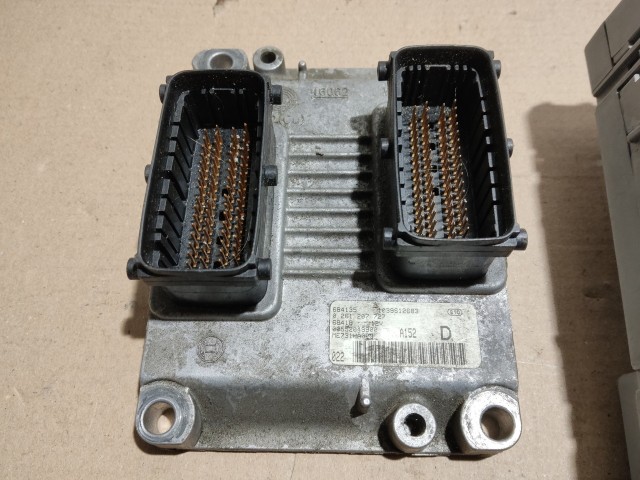 174621 Alfa Romeo 147 1,6 16v Ts 105 Le motorvezérlő szett 55204990 , 0261207727