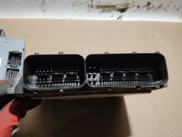 174622 Alfa Romeo Gt 2,0 16v Jts motorvezérlő szett 55195024 , 0261s01032