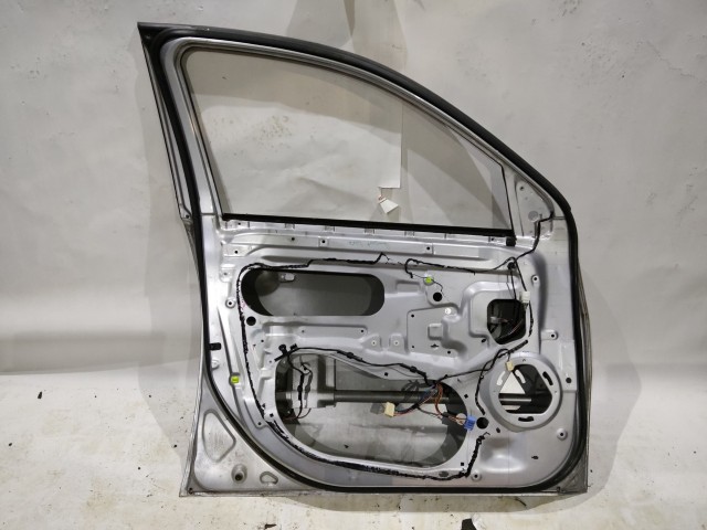 170993 Peugeot 4007 2007-2012 ezüst színű bal első ajtó