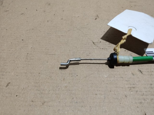 Lancia Ypsilon 2003-2011 külső kilincs és a zárszerkezet közötti bowden, jobb első