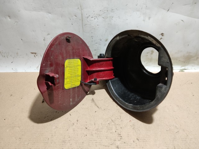 174706 Fiat Bravo 2007-2014 bordó színű tankajtó 735471075