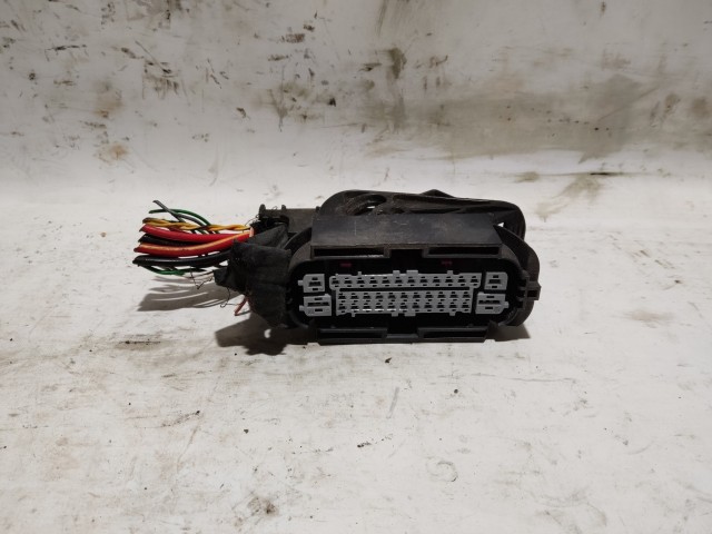 174755 Fiat 500 2007-2015 ABS Elektromos csatlakozó 51859235