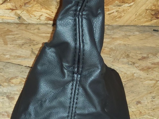 Fiat Stilo 3 ajtós gyári új váltószoknya 735297559