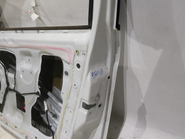 166441 Fiat Bravo 2007-2014 fehér színű jobb első ajtó 51751189