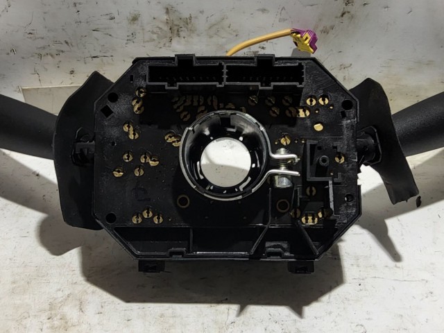 Fiat 500 2015- multikormányos kormánykapcsoló 735652584