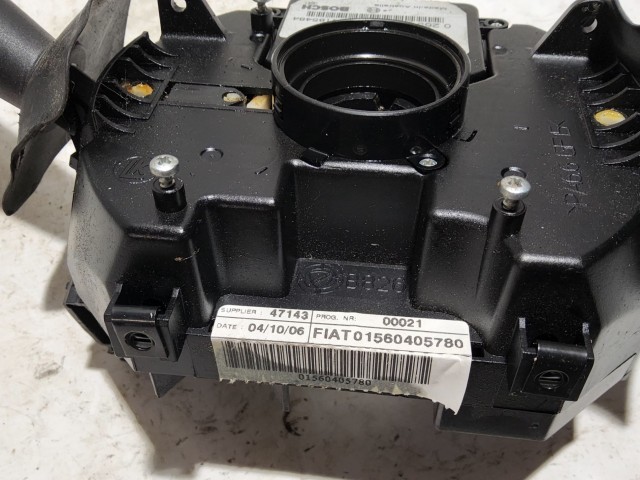 Alfa Romeo GT 2003-2010 Kormánykapcsoló 156040678