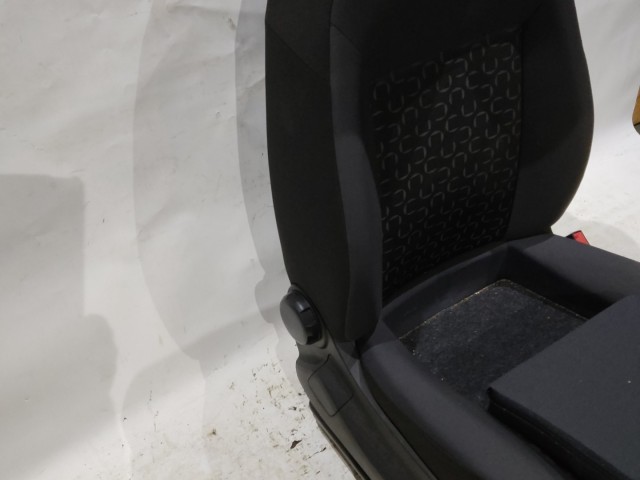 166522 Fiat Doblo 2009-2022 jobb első tárolórekeszes ülés, légzsák nélküli kivítel