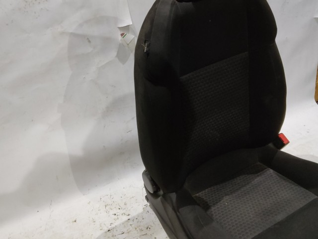 166535 Alfa Romeo Giulietta 2010-2020 jobb első szövet ülés