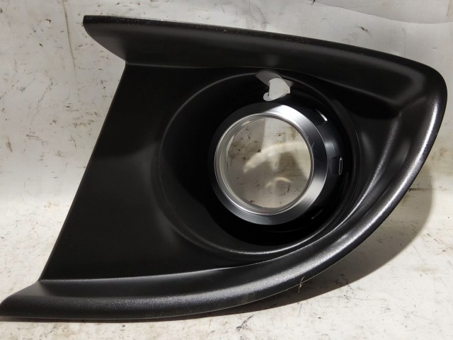 Alfa Romeo MiTo 2013-1018 gyári új jobb első ködlámpa keret 156119179