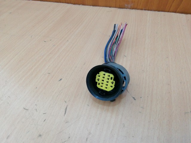 Fiat Stilo 2001-2007 Elektromos csatlakozó Használt Első Lámpa