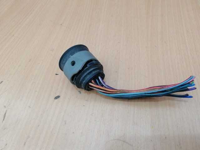 Fiat Stilo 2001-2007 Elektromos csatlakozó Használt Első Lámpa