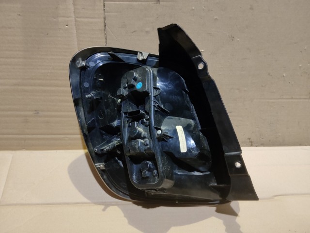 166545 Fiat 500 X 2015-2018 Lámpa , Fényszóró Használt sima  Jobb hátsó