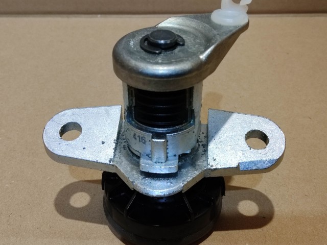 Fiat Stilo 3 ajtós gyári új csomagtérajtó zárbetét ház 46845813