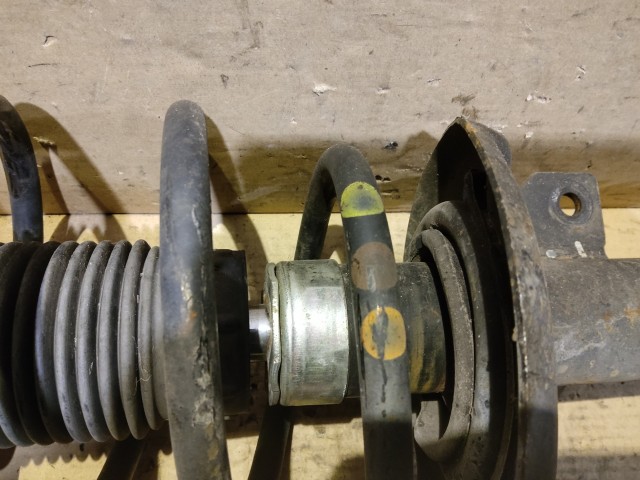 Fiat Bravo 2007-2014 1,9-2,0 16v Diesel első lengéscsillapító narancs, barna, citrom szinjelölésű rugóval 50708895