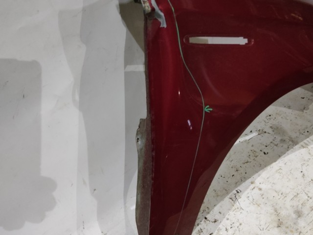 166769 Alfa Romeo Giulietta 2010-2020 jobb első sárvédő, a képen látható sérüléssel