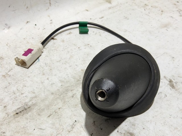 Lancia Ypsilon III. antenna talp 51943915