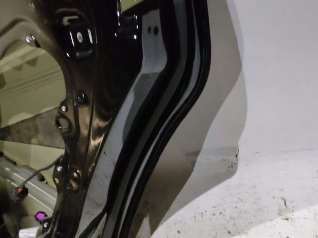 166814 Alfa Romeo Giulietta 2010-2020 fekete színű jobb hátsó ajtó 