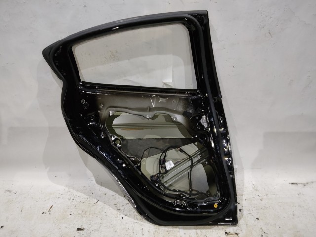 166815 Alfa Romeo Giulietta 2010-2020 fekete színű bal hátsó ajtó