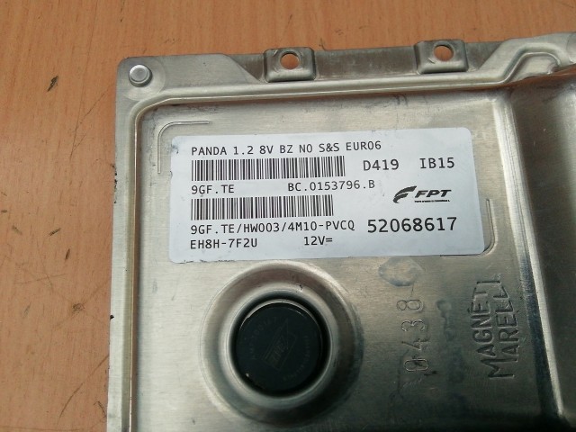 Fiat Panda III. 2012-  1,2 8v benzin Motorvezérlő 52068617