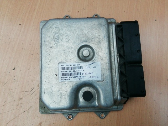 Alfa Romeo MiTo 2008-2011 1,3 16v Diesel Motorvezérlő 51872442