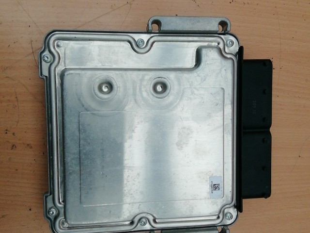 Alfa Romeo Giulietta 2016-2020 2,0 16v Diesel Motorvezérlő 0281030571 , 55280979