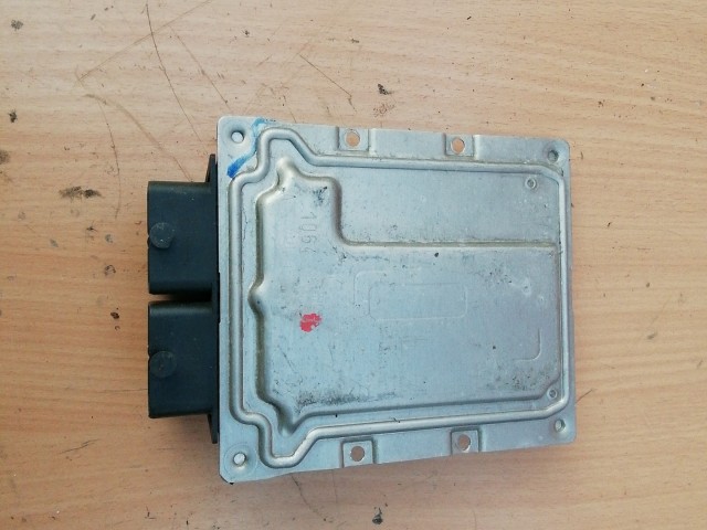 Lancia Ypsilon 2011-2018 1,2 8v benzin Motorvezérlő 51994087