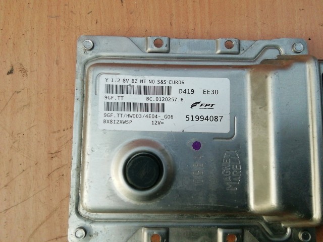 Lancia Ypsilon 2011-2018 1,2 8v benzin Motorvezérlő 51994087