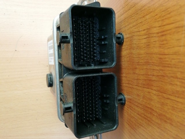 Lancia Ypsilon 2011-2018 1,2 8v benzin Motorvezérlő 51987309