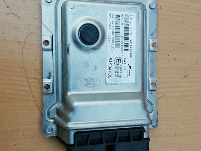 Fiat 500 1,2 8v Motorvezérlő 51994085