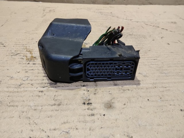 166861 Volvo V70 II. 1999-2008 ABS Elektromos csatlakozó 9140773