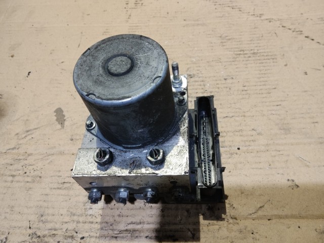 Subaru Forester 2008-2010 Bosch Abs 0265230481 , 27536SC020