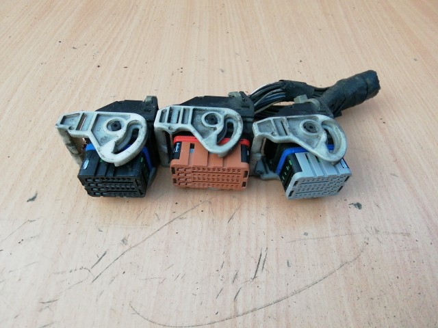 158436 Ford Focus, C-Max 1,6 16v Diesel motorvezérlő elektromos csatlakozó 0281011263 , 4M51-12A650-ND