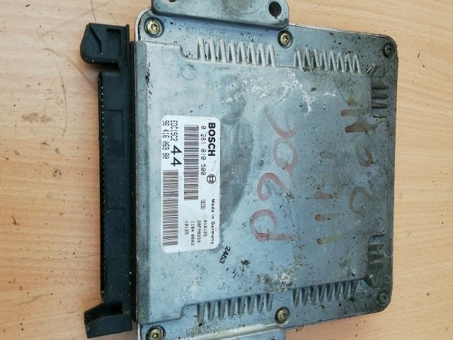 Peugeot 206 1998-2012 2,0 Diesel Motorvezérlő Használt  0281010500 , 9641606980