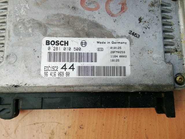 Peugeot 206 1998-2012 2,0 Diesel Motorvezérlő Használt  0281010500 , 9641606980