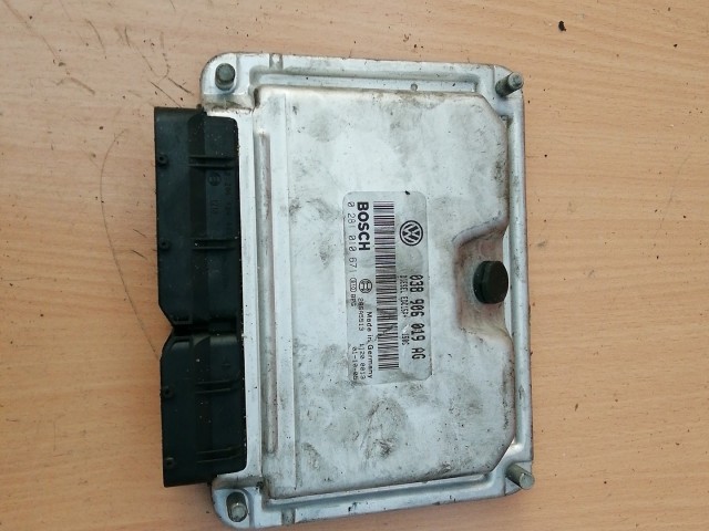 Audi, Seat, Skoda, Volkswagen 1,9 Diesel Motorvezérlő 0281010671 , 038906019AG