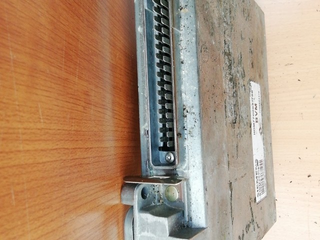 Renault Clio 1990-1998 1,2 Benzin motorvezérlő HOM7700851758 , S101729103
