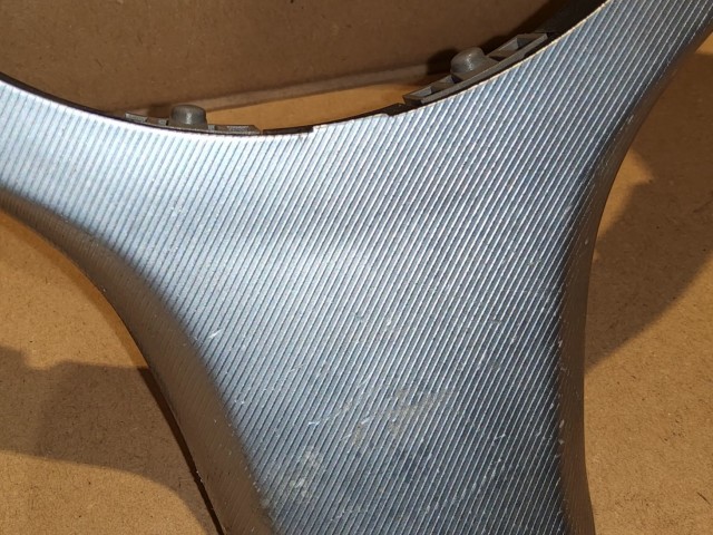 19622 Alfa Romeo 159 multikormányos kormányközép