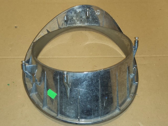 175301 Alfa Romeo MiTo 2008-2018 króm, jobb hátsó lámpa keret a képen látható állapotban!!!