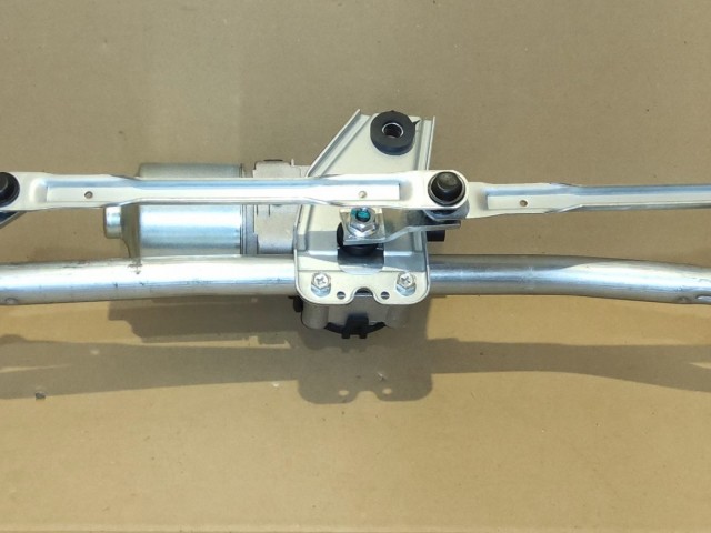 Lancia Ypsilon 2003-2011 utángyártott új, ablaktörlő motor mechanikával 46826562