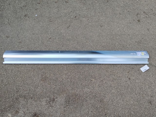 Fiat Fiorino, Qubo, Citroen Nemo, Peugeot Bipper utángyártott új bal oldali küszöb 1650mm hosszú 