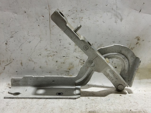 Fiat Scudo fehér színű, bal oldali motorháztető zsanér