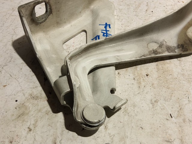 133471 Fiat Fiorino, Qubo, Citroen Nemo, Peugeot Bipper jobb oldali motorháztető zsanér