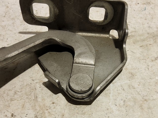 Fiat Idea/Lancia Musa ezüst színű, jobb oldali motorháztető zsanér