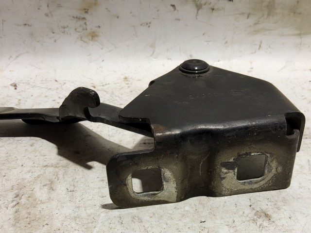 67613 Fiat Idea 2003-2012 jobb oldali Motorháztető zsanér 46828726