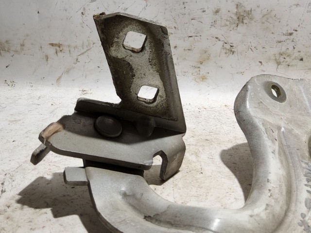 53520 Fiat Multipla 2003-2010 jobb oldali Motorháztető zsanér 51724422